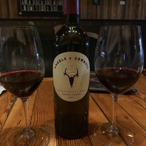 Meet your Posher, Rena - Picture 2 of 2